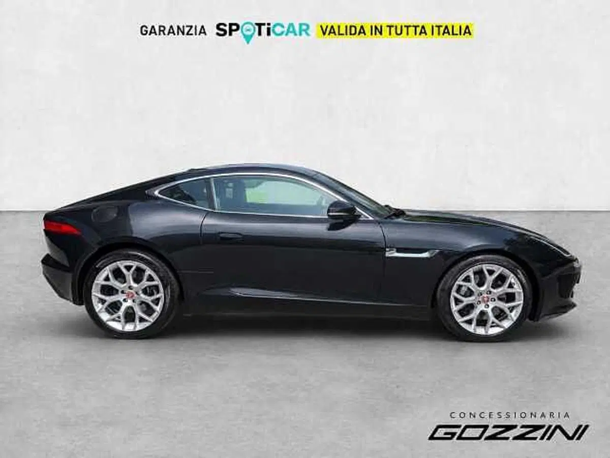 Jaguar F-Type Coupé usata a Brescia (4)