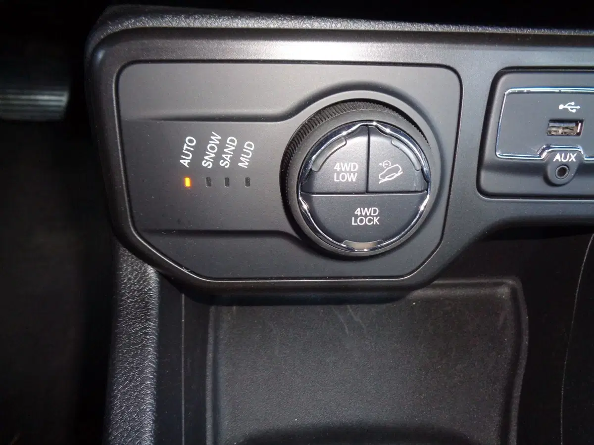 Jeep Renegade usata a Treviso (16)