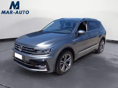 Volkswagen Tiguan Allspace 2.0 TDI 200 CV SCR DSG 4MOTION R-Line del 2021 usata a Castelfranco Veneto