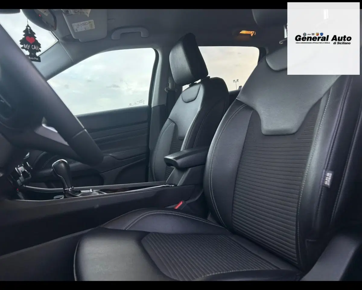 Jeep Compass usata a Lucca (13)