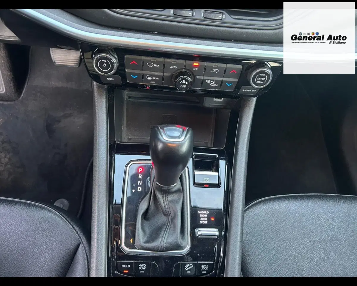 Jeep Compass usata a Lucca (16)