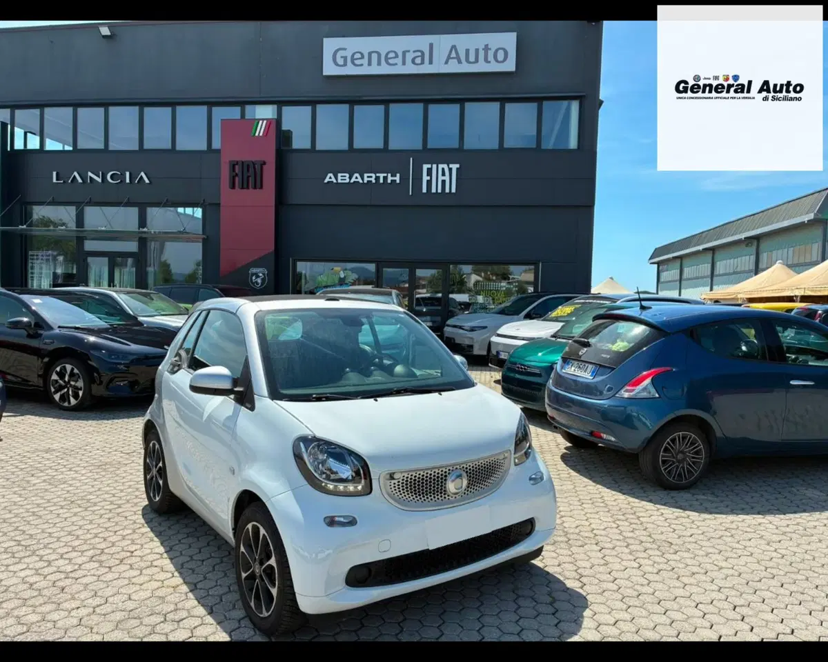 smart Fortwo Cabrio usata a Lucca