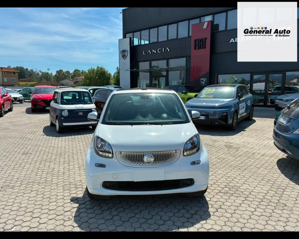 smart Fortwo Cabrio usata a Lucca (2)