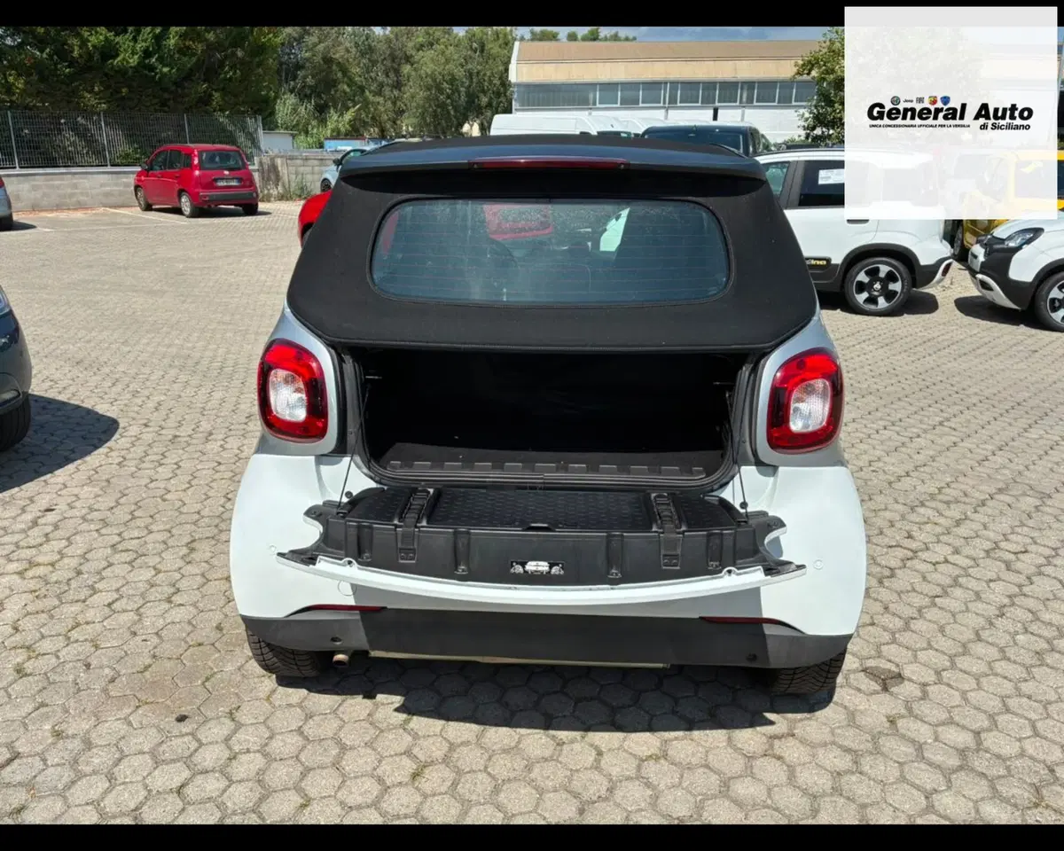 smart Fortwo Cabrio usata a Lucca (7)