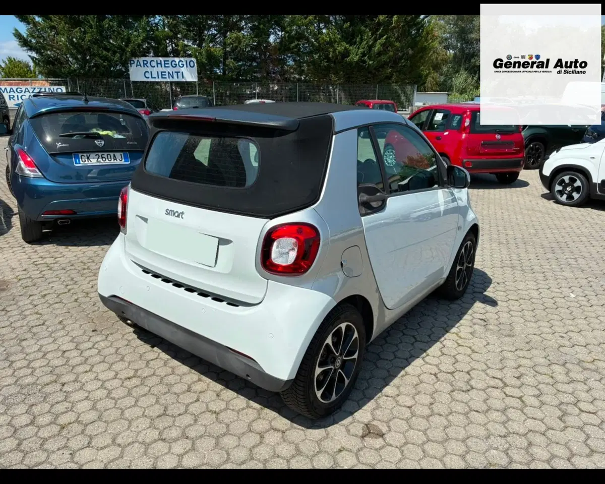 smart Fortwo Cabrio usata a Lucca (9)