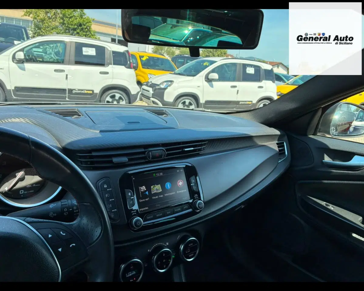 Alfa Romeo Giulietta usata a Lucca (14)