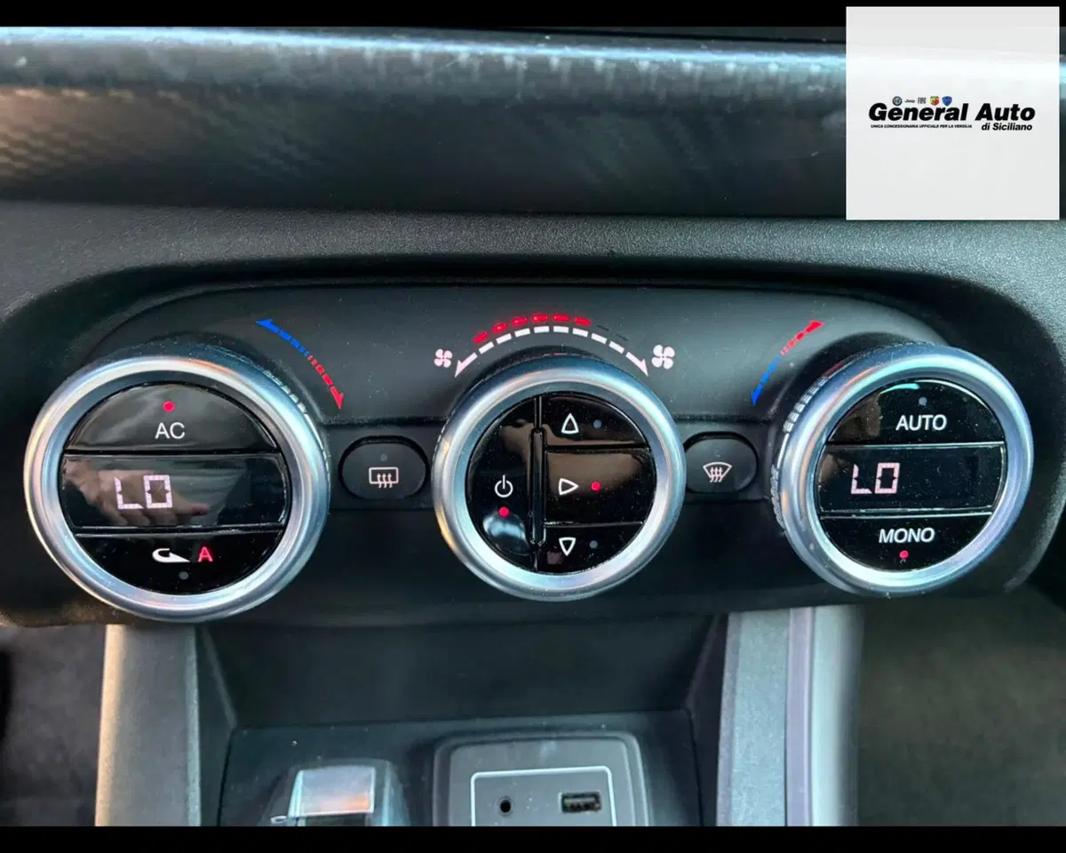 Alfa Romeo Giulietta usata a Lucca (16)