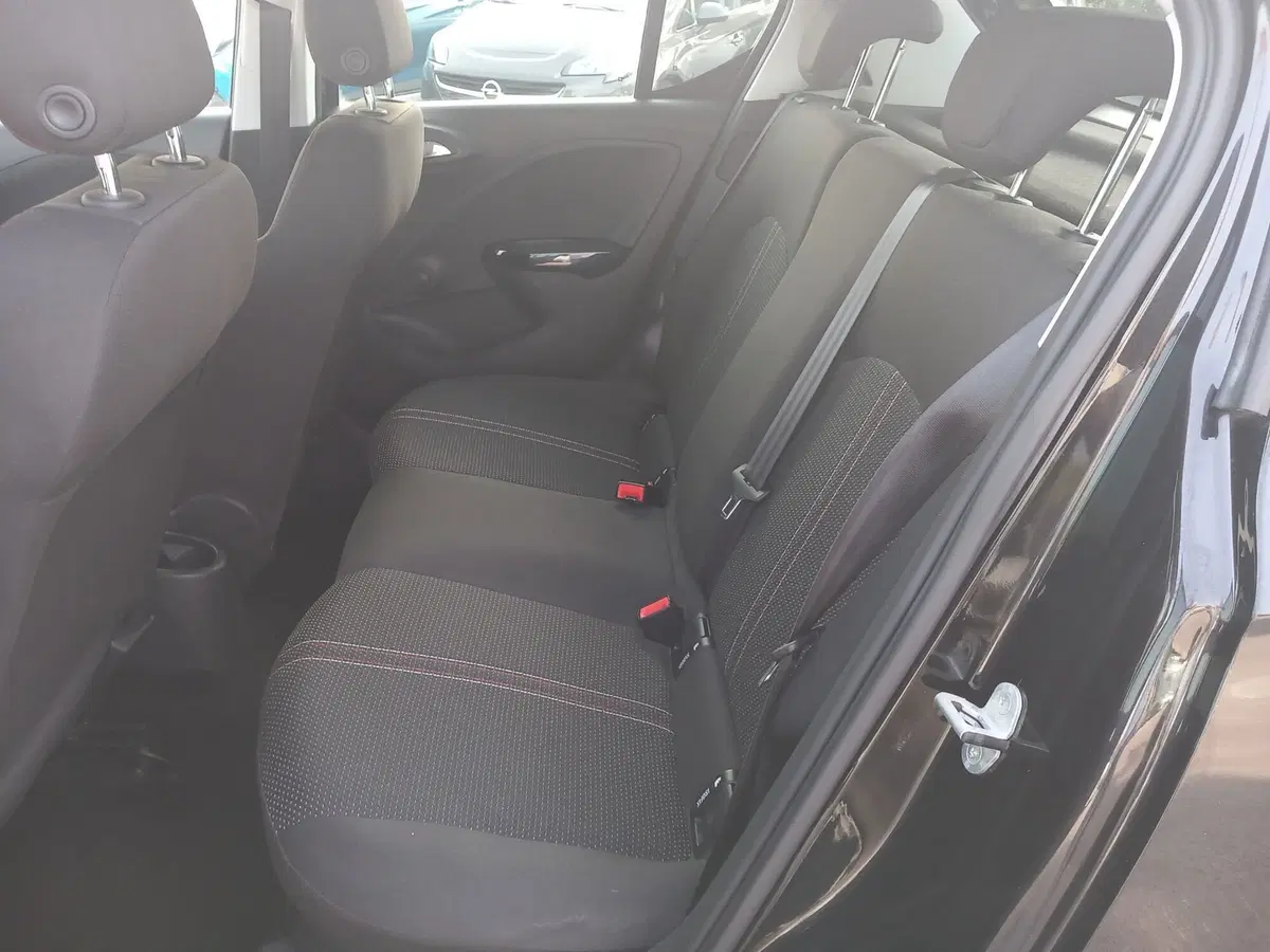 Opel Corsa Coupé usata a Lucca (10)