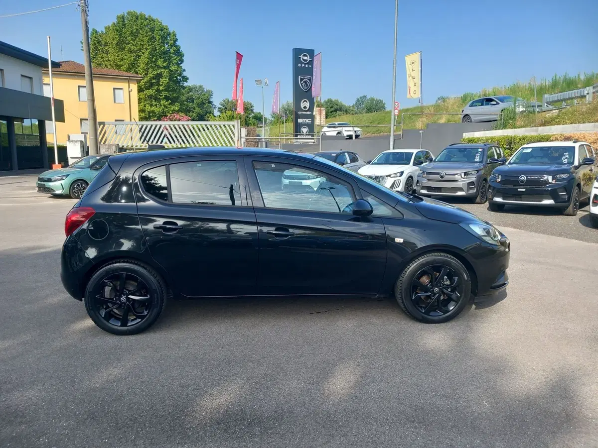 Opel Corsa Coupé usata a Lucca (7)