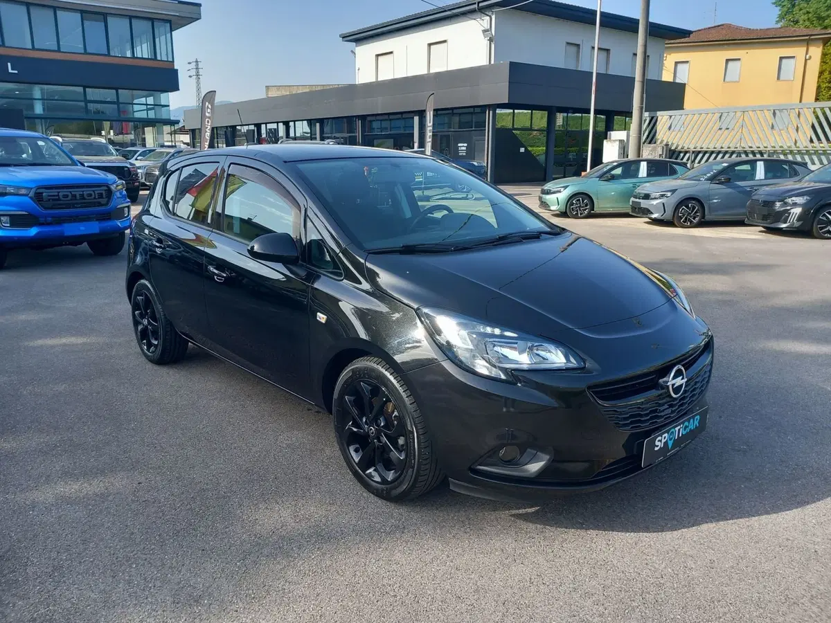 Opel Corsa Coupé usata a Lucca (8)