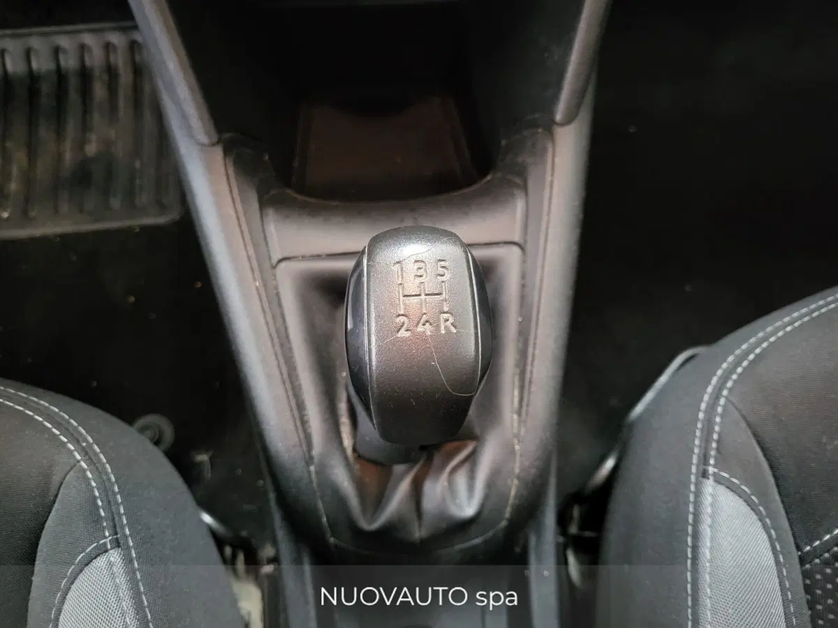 Peugeot 208 usata a Arezzo (11)