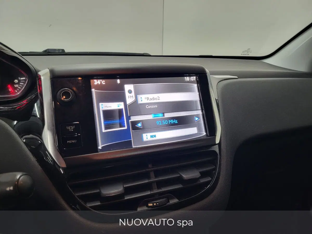 Peugeot 208 usata a Arezzo (12)