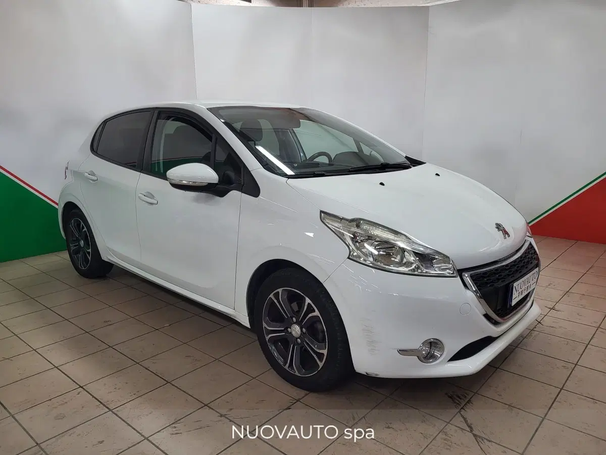 Peugeot 208 usata a Arezzo (2)