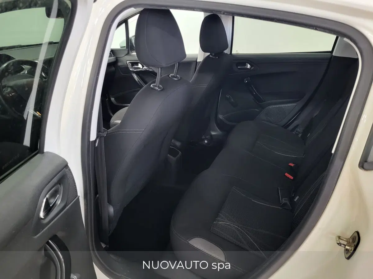 Peugeot 208 usata a Arezzo (5)