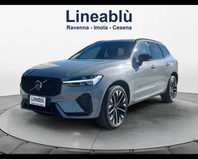 Volvo XC60 2.0 t6 phev Ultra Dark awd auto nuova a Ravenna