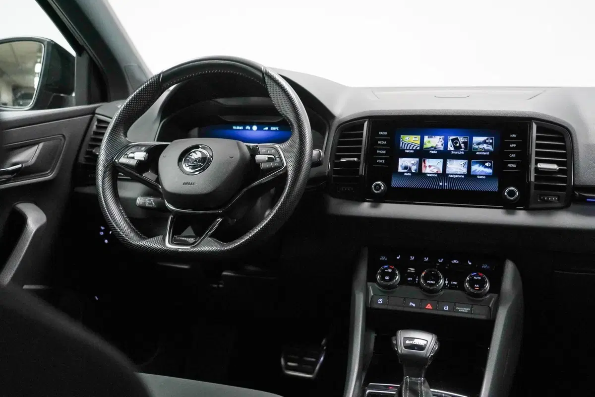 Skoda Karoq usata a Varese (10)