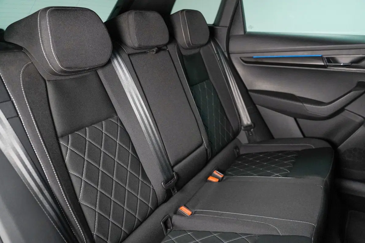 Skoda Karoq usata a Varese (13)