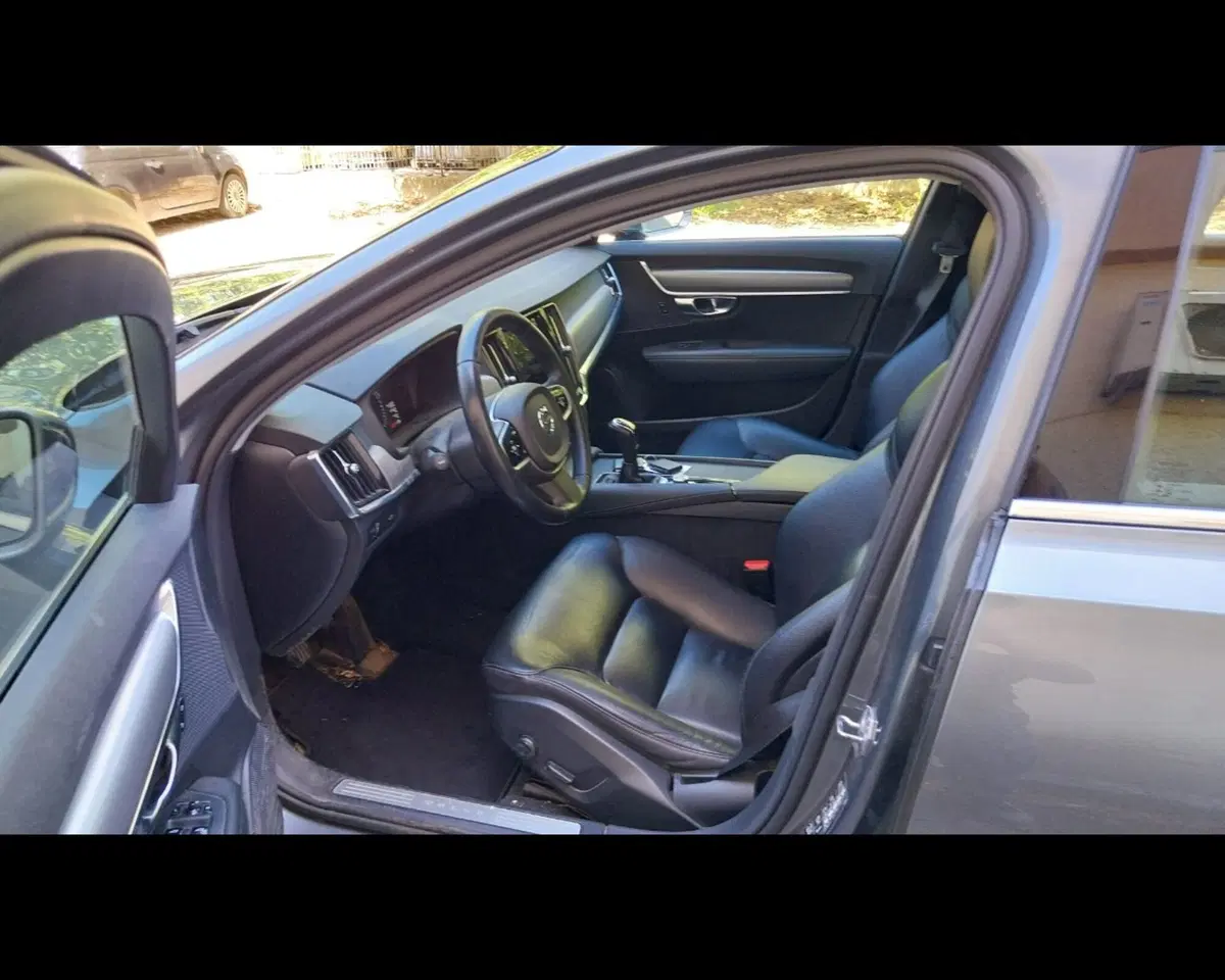 Volvo V90 usata a Ravenna (16)