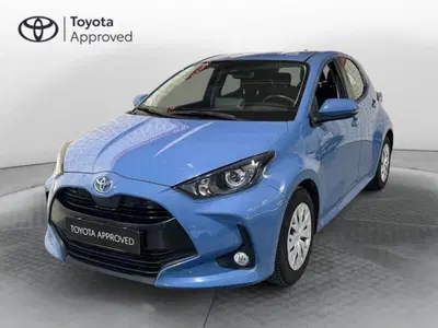 Toyota Yaris 1.0 72 CV 5 porte Active del 2021 usata a Curno