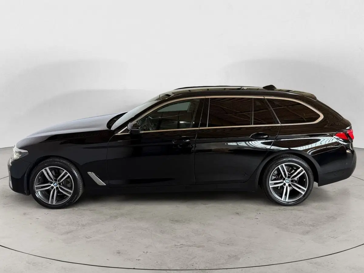 BMW Serie 5 Touring usata a Monza e Brianza (3)