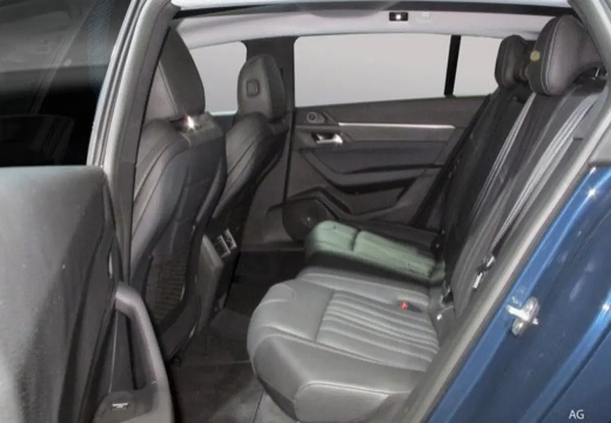 Peugeot 508 SW nuova a Salerno (17)