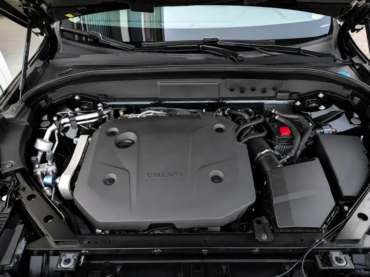 Volvo XC60 usata a Pescara (14)