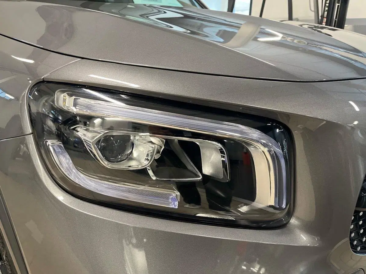 Mercedes-Benz GLB usata a Prato (7)