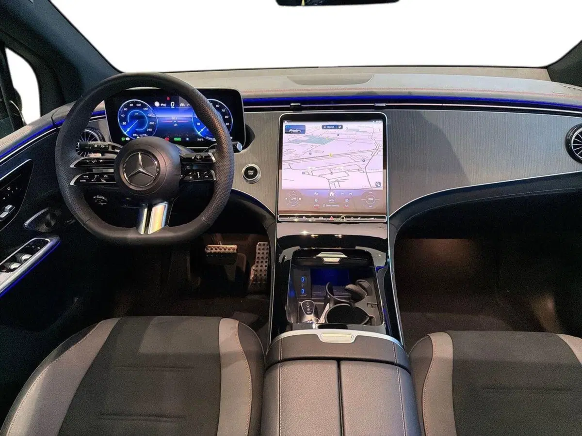Mercedes-Benz EQE SUV nuova a Firenze (9)