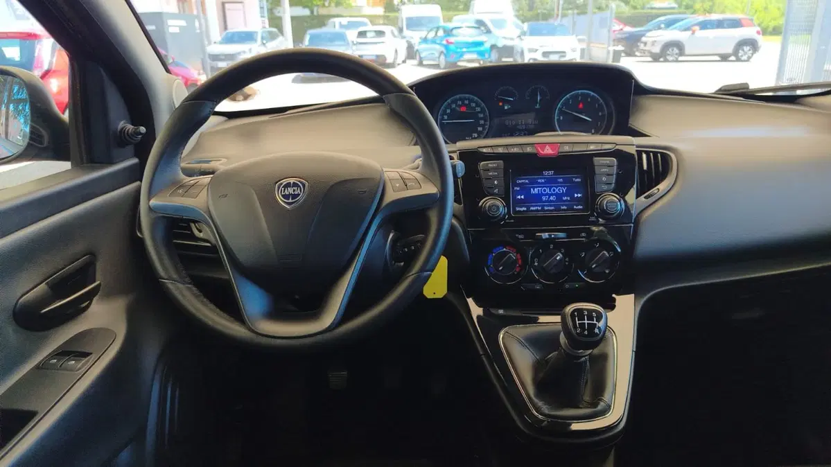 Lancia Ypsilon usata a Firenze (20)