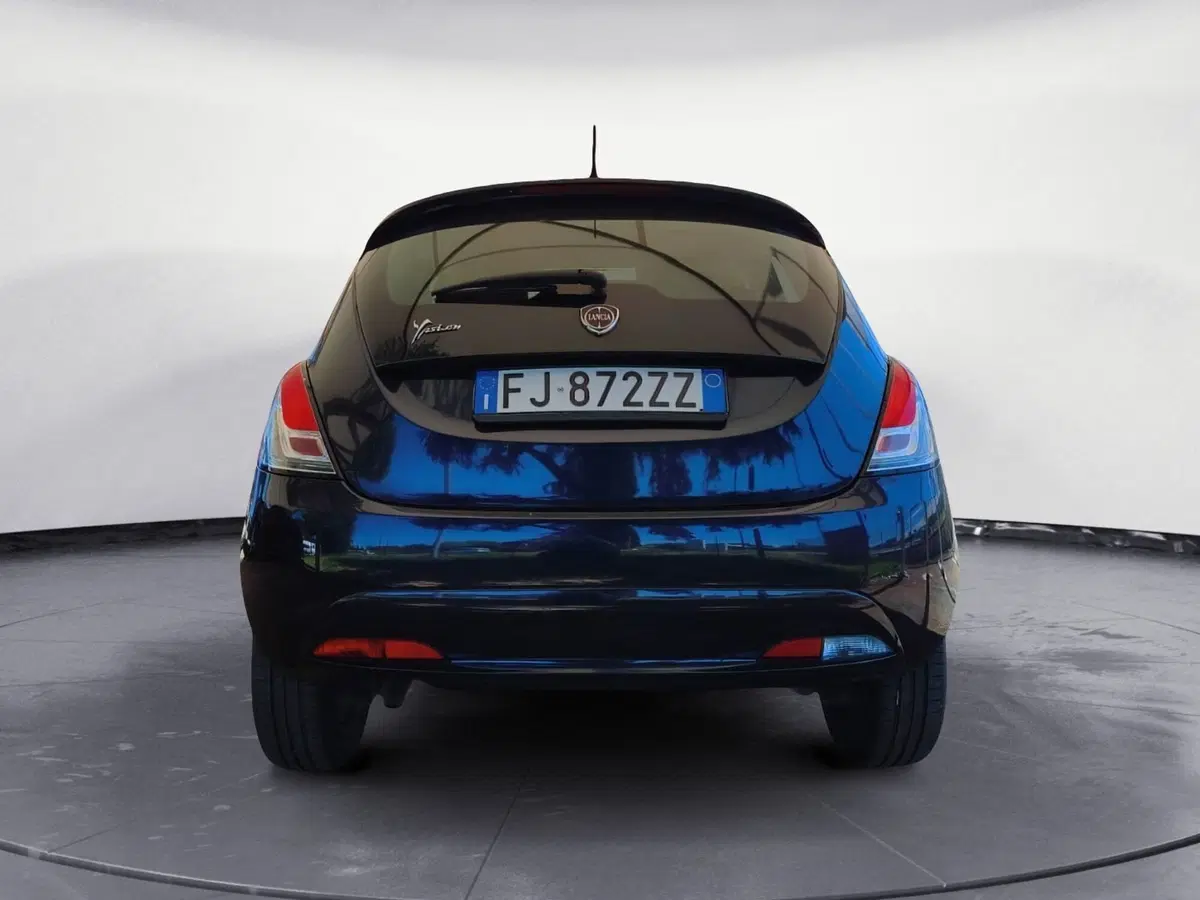 Lancia Ypsilon usata a Firenze (7)