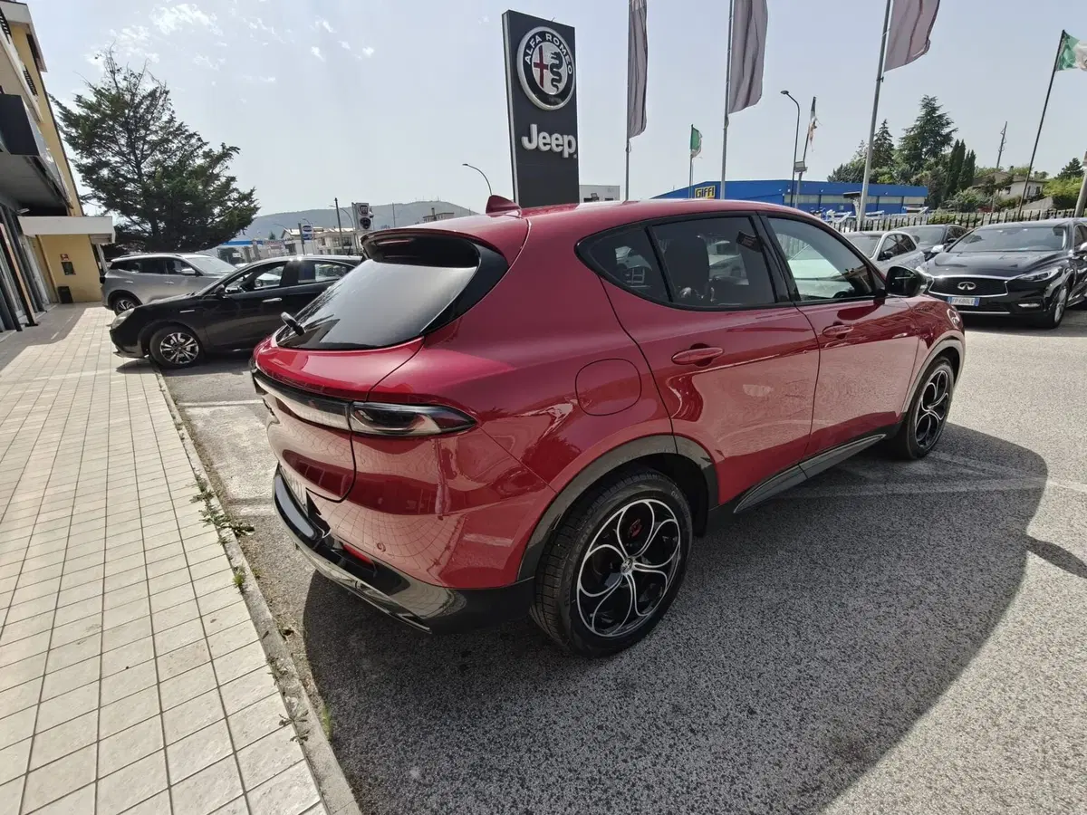 Alfa Romeo Tonale usata a L'Aquila (10)
