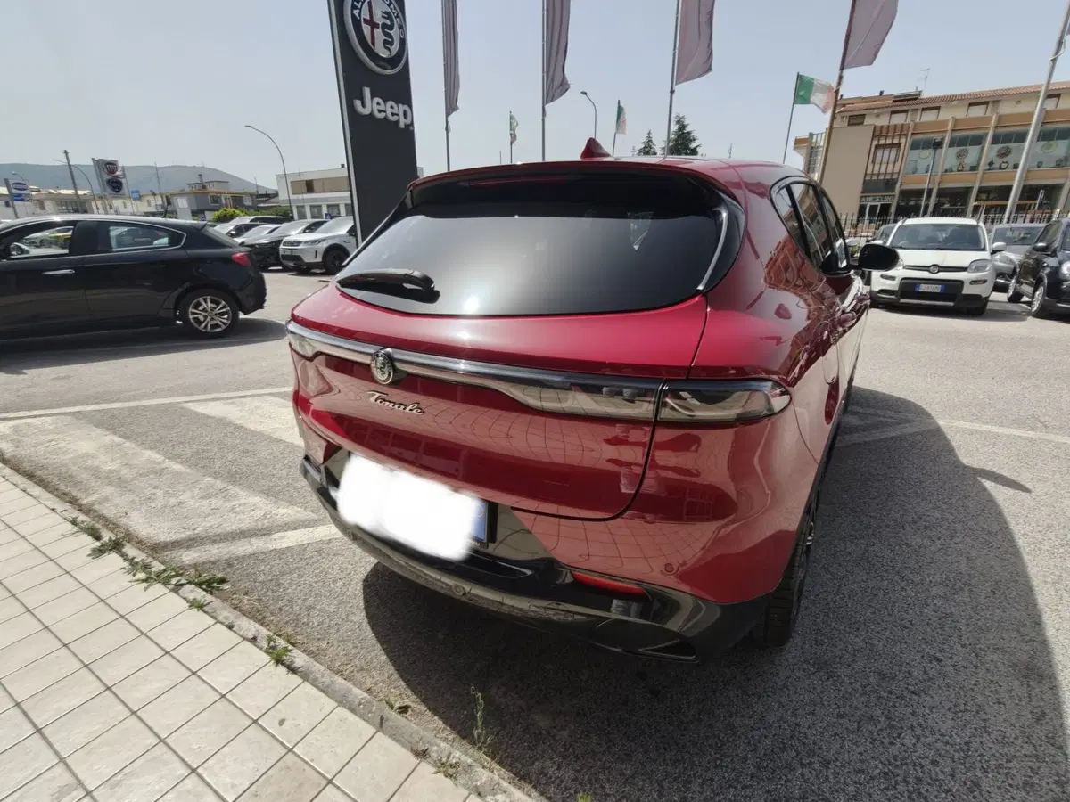 Alfa Romeo Tonale usata a L'Aquila (8)