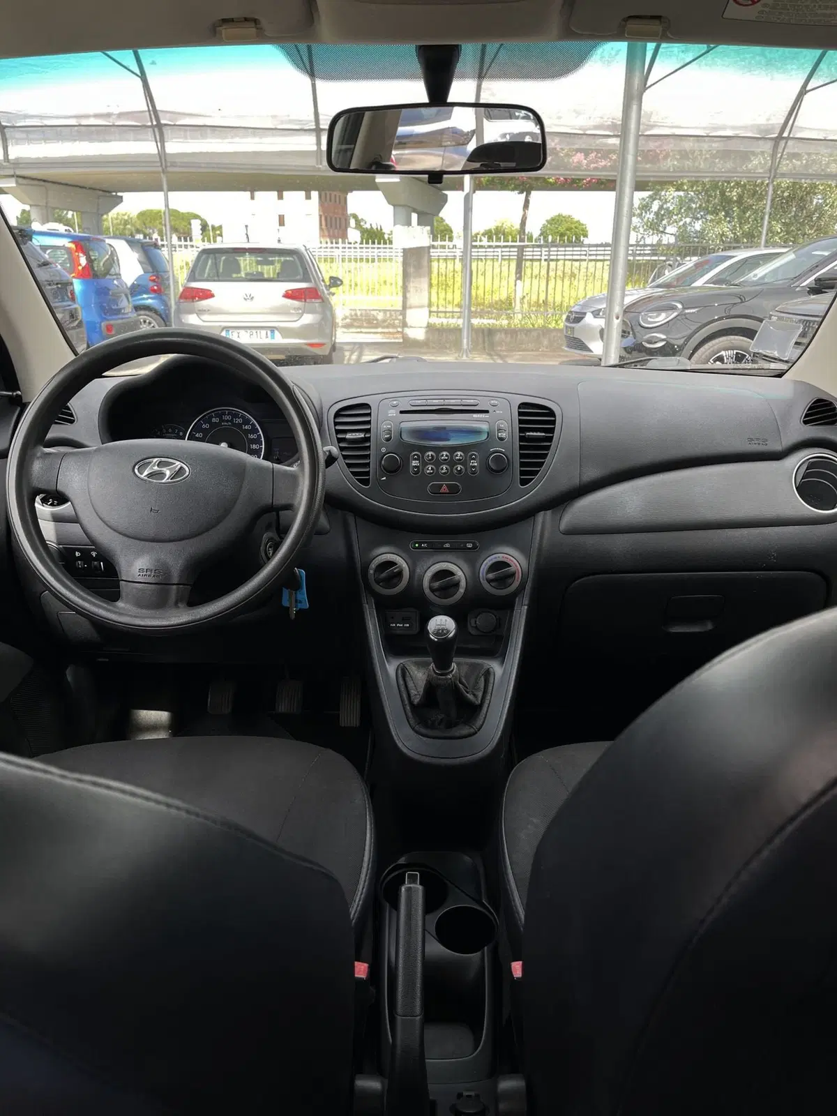 Hyundai i10 usata a Venezia (19)