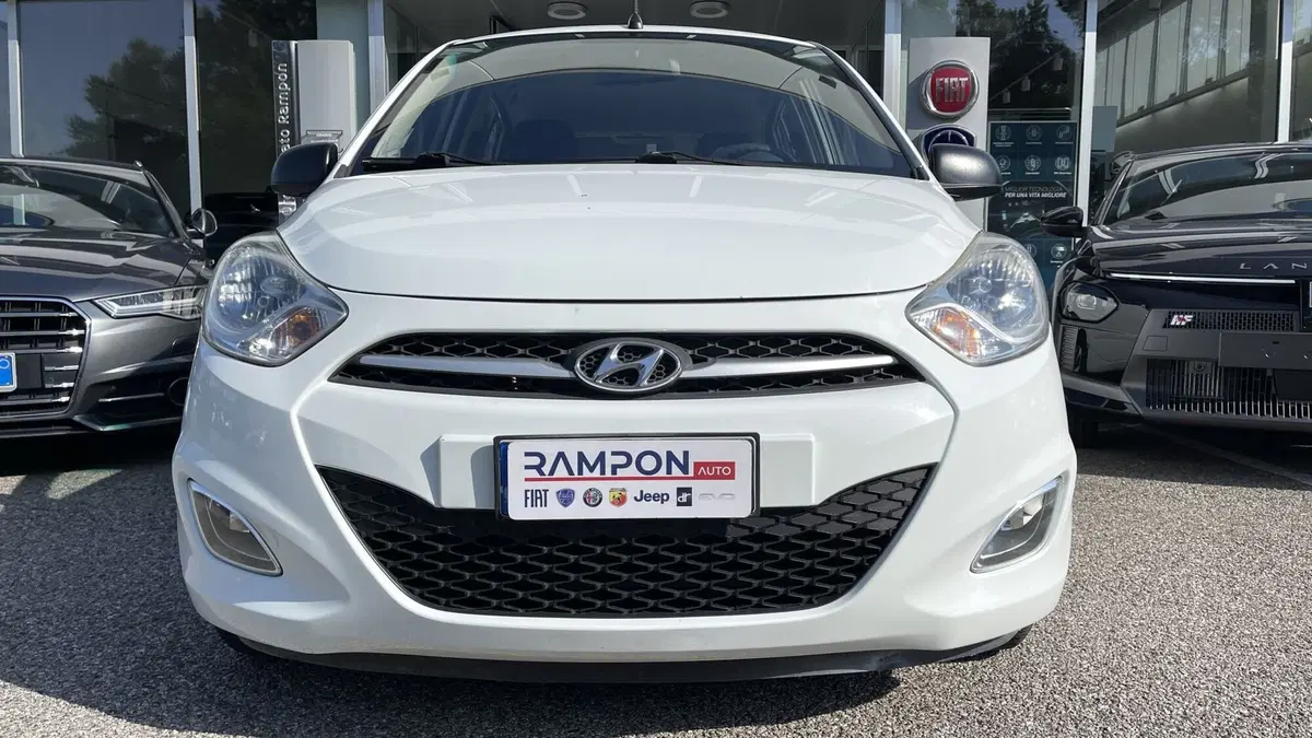 Hyundai i10 usata a Venezia (8)