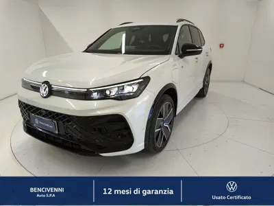 Volkswagen Tiguan 1.5 tsi ehybrid R-Line 204cv dsg del 2026 usata a Catanzaro