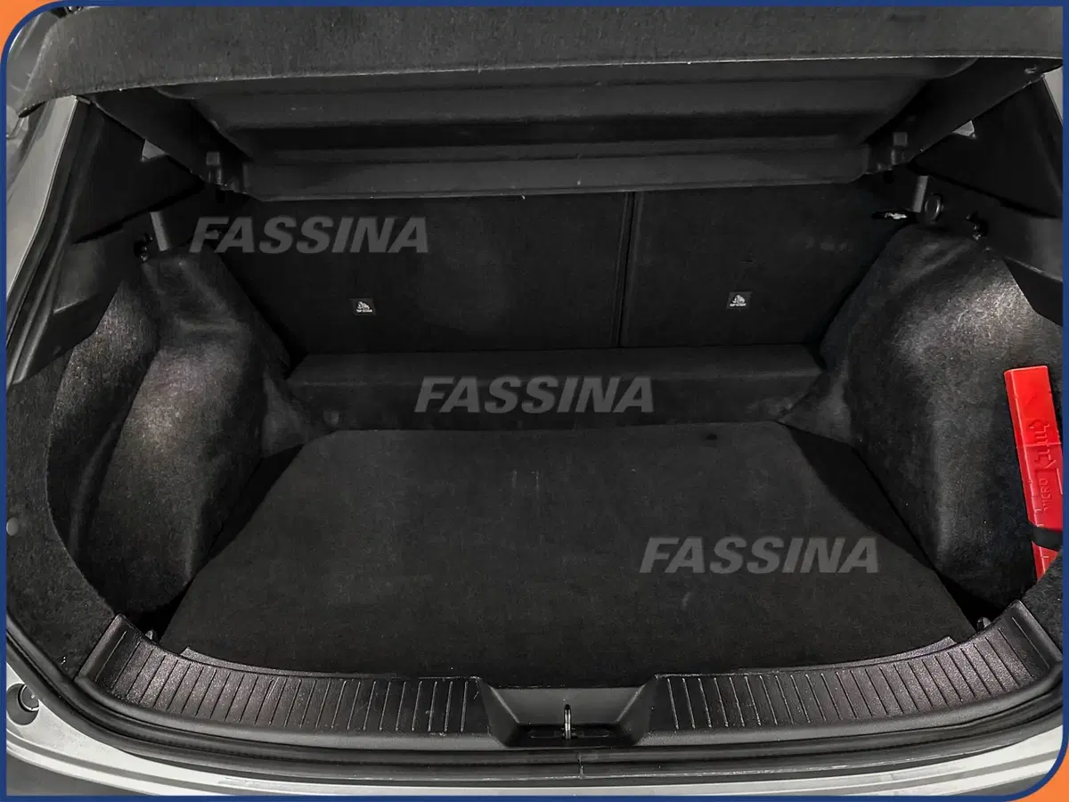 Nissan Qashqai usata a Milano (12)
