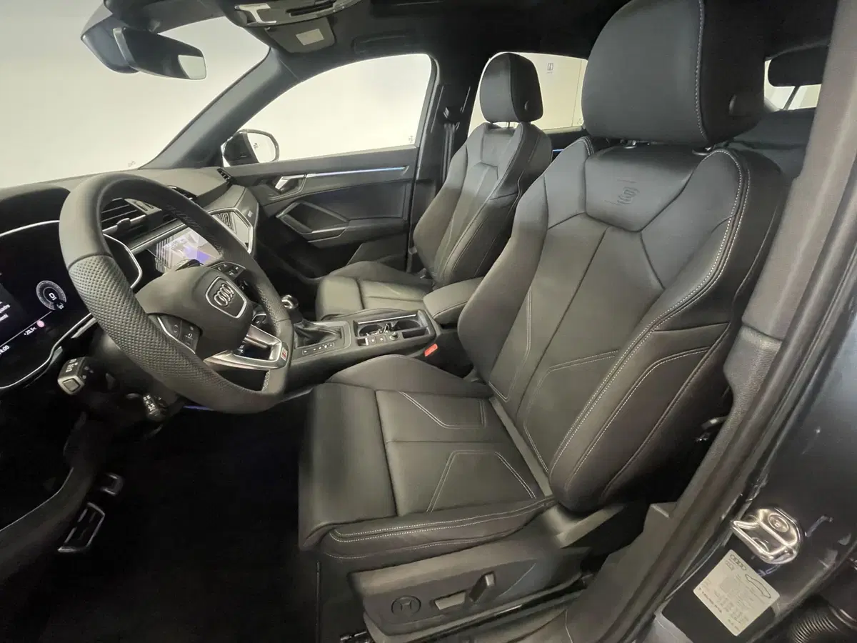 Audi Q3 Sportback nuova a Brescia (10)