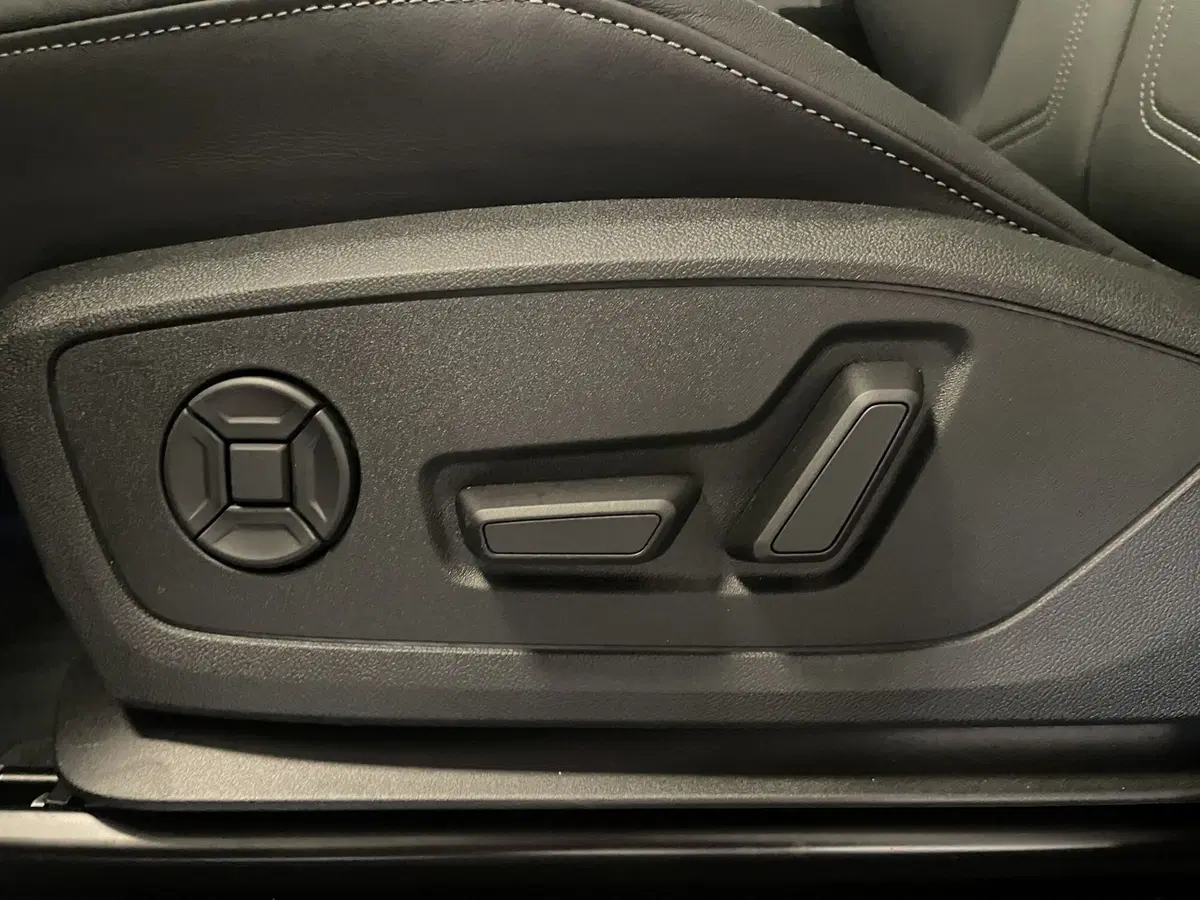Audi Q3 Sportback nuova a Brescia (15)