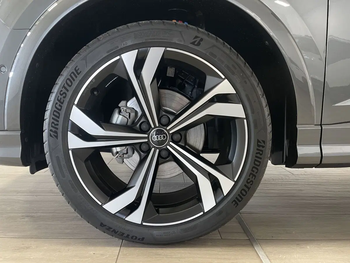 Audi Q3 Sportback nuova a Brescia (8)