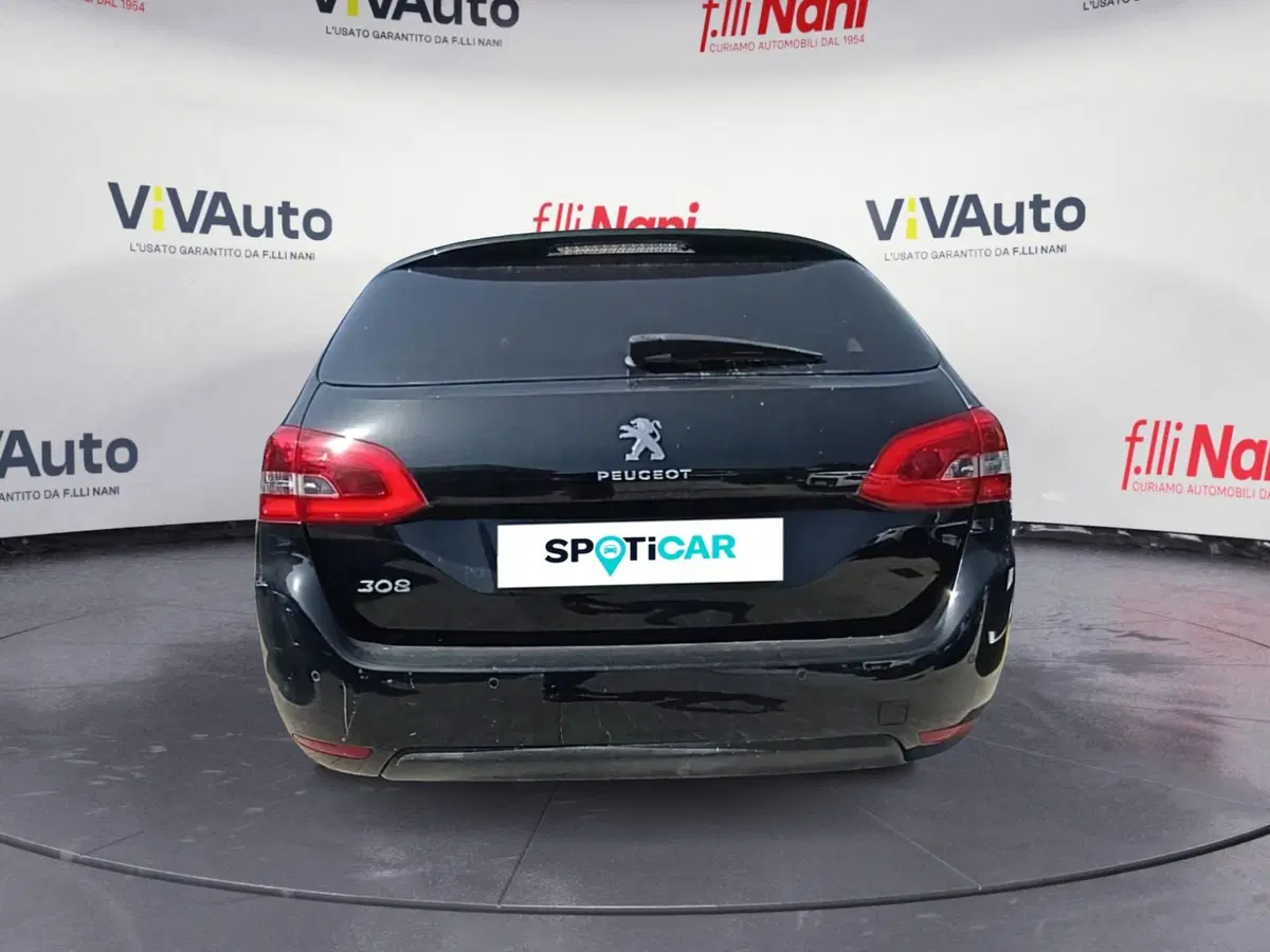 Peugeot 308 SW usata a Massa-Carrara (4)