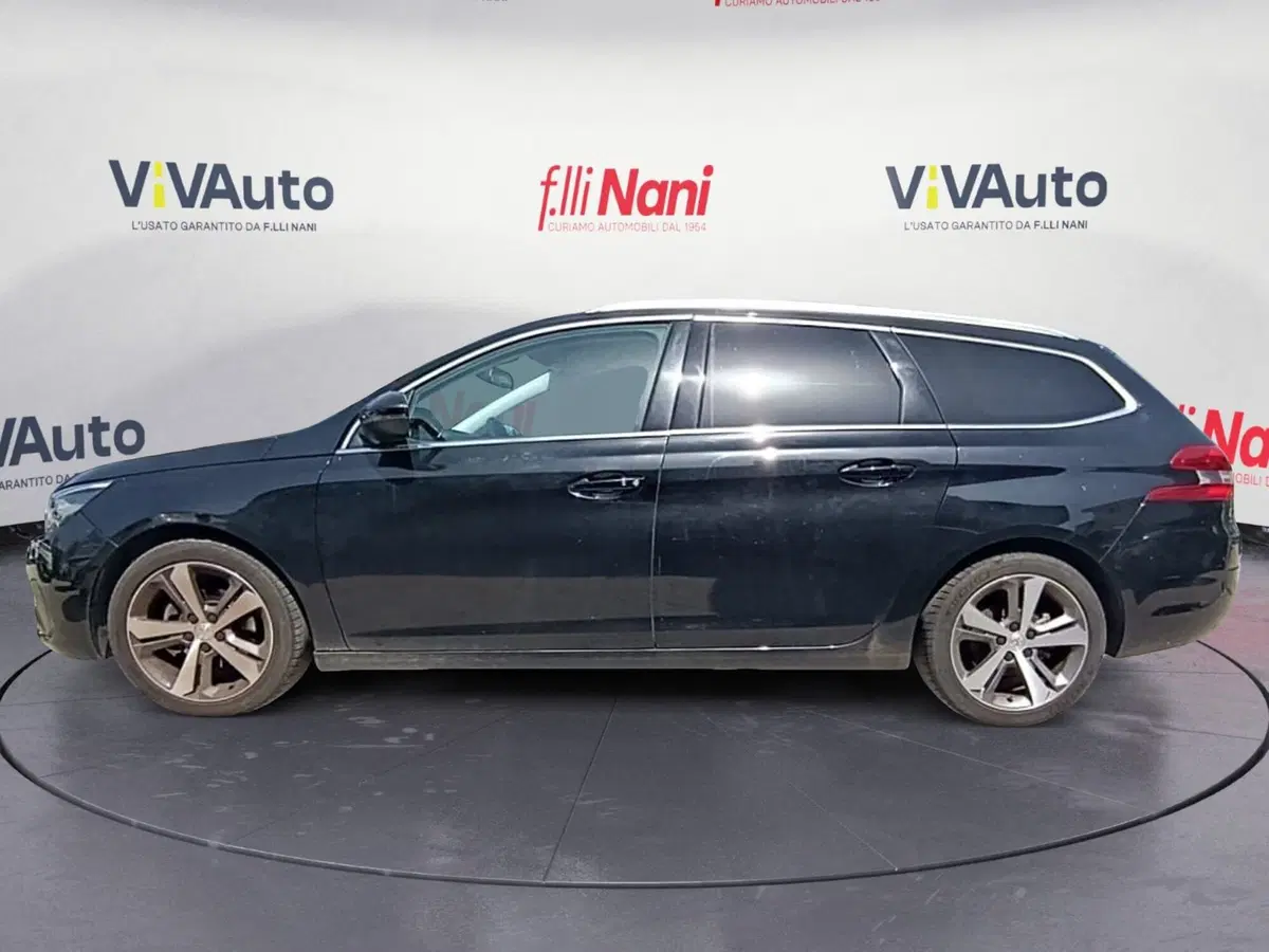 Peugeot 308 SW usata a Massa-Carrara (7)