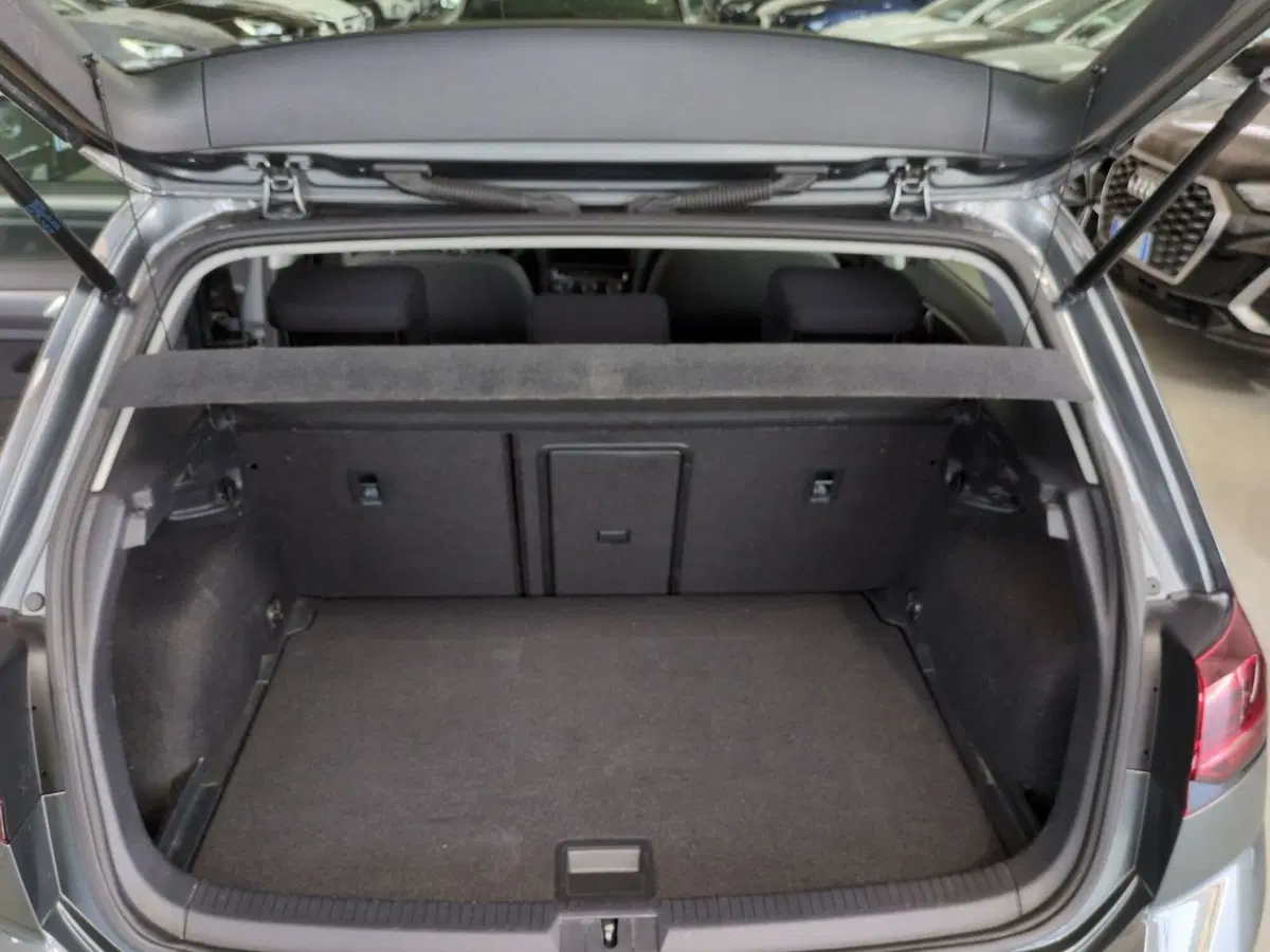 Volkswagen Golf usata a Agrigento (16)