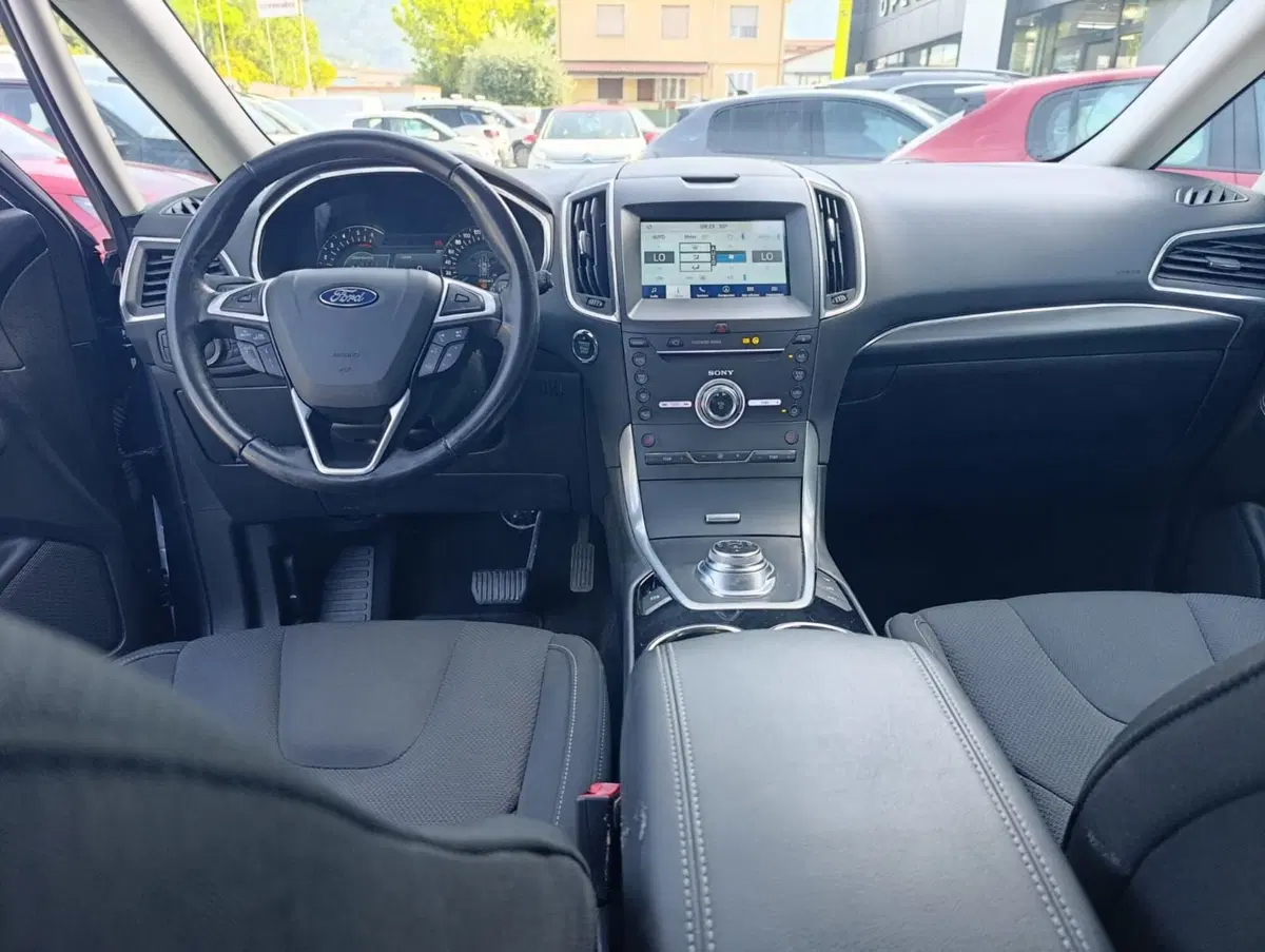 Ford S-Max usata a Massa-Carrara (6)