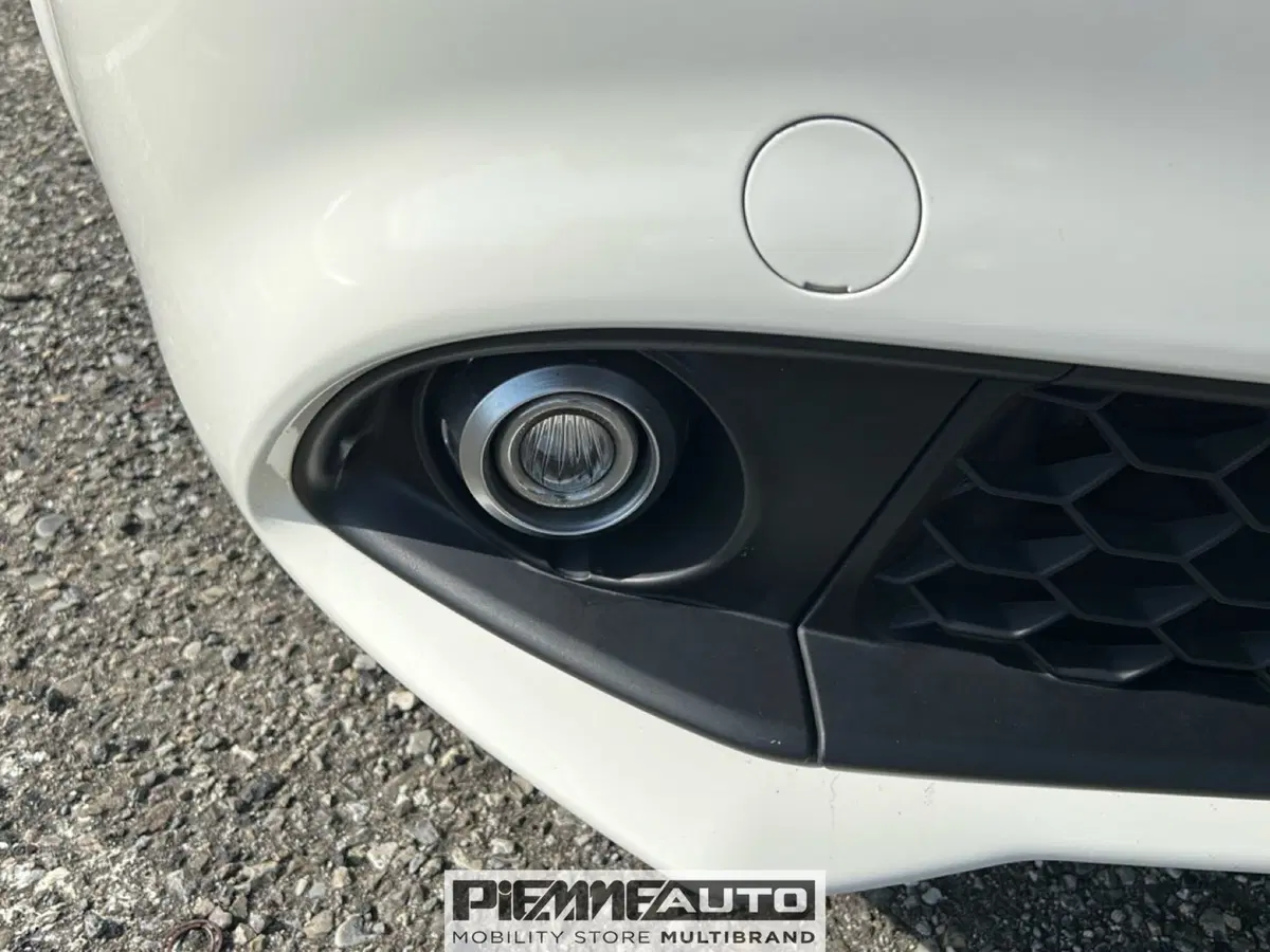 Alfa Romeo MiTo usata a Parma (18)
