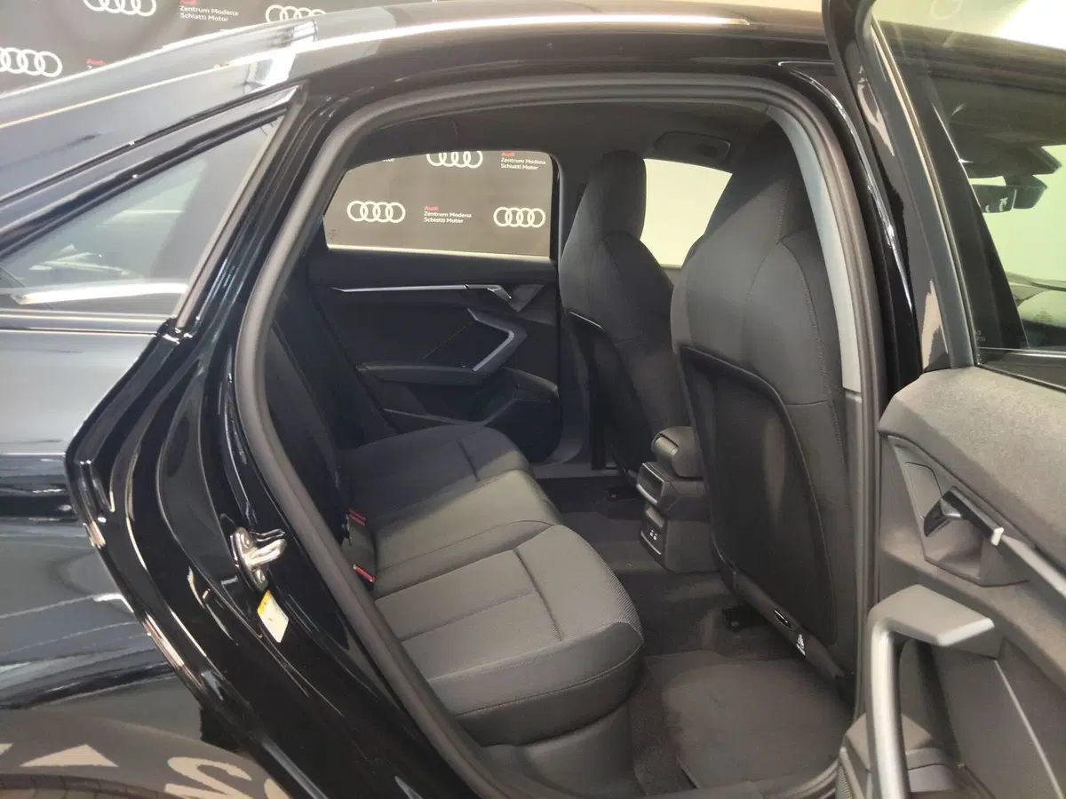 Audi A3 Sedan nuova a Modena (15)