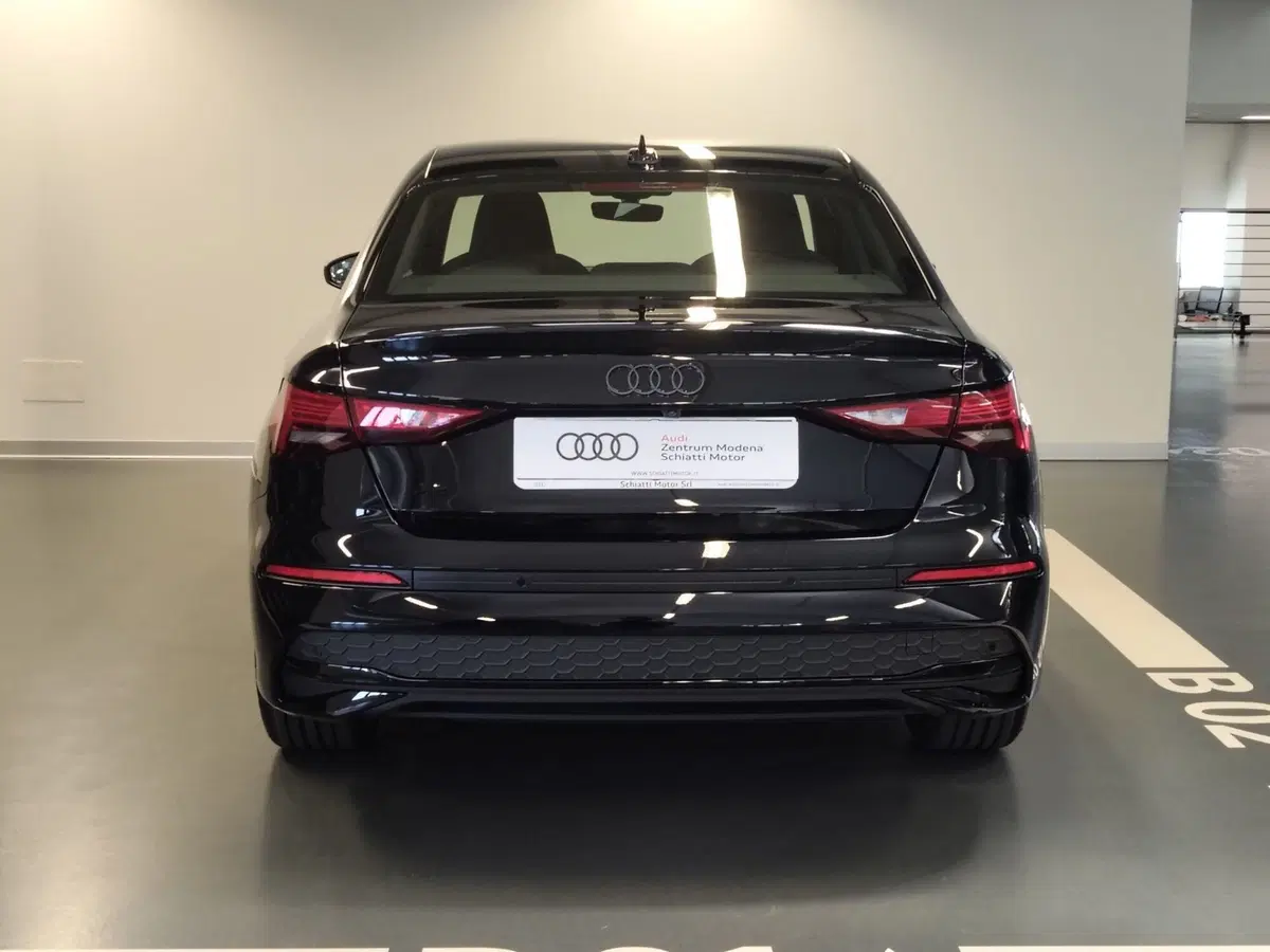 Audi A3 Sedan nuova a Modena (4)