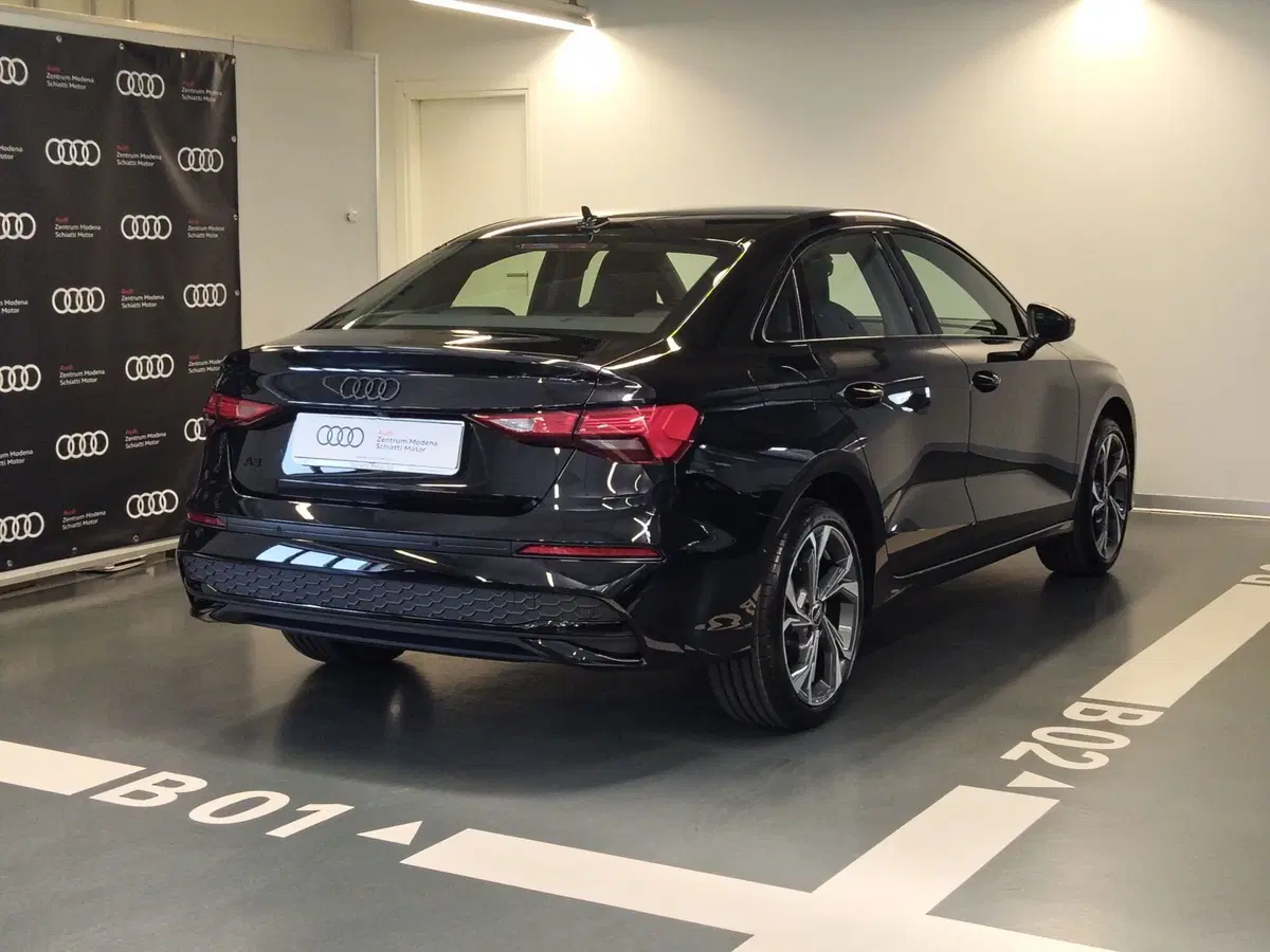 Audi A3 Sedan nuova a Modena (5)