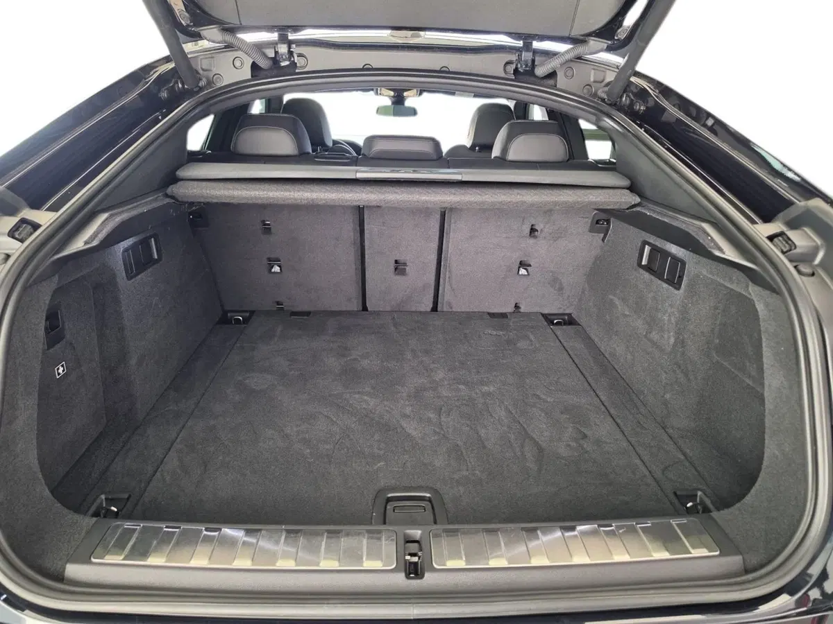 BMW X6 usata a Bari (17)