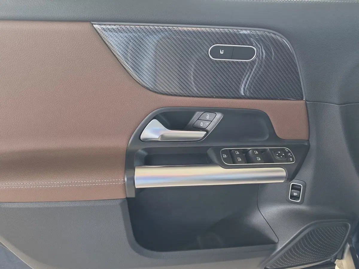 Mercedes-Benz GLA SUV usata a Bari (6)