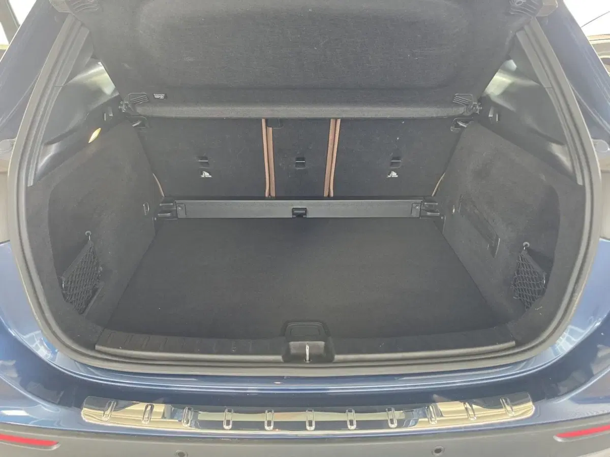 Mercedes-Benz GLA SUV usata a Bari (9)